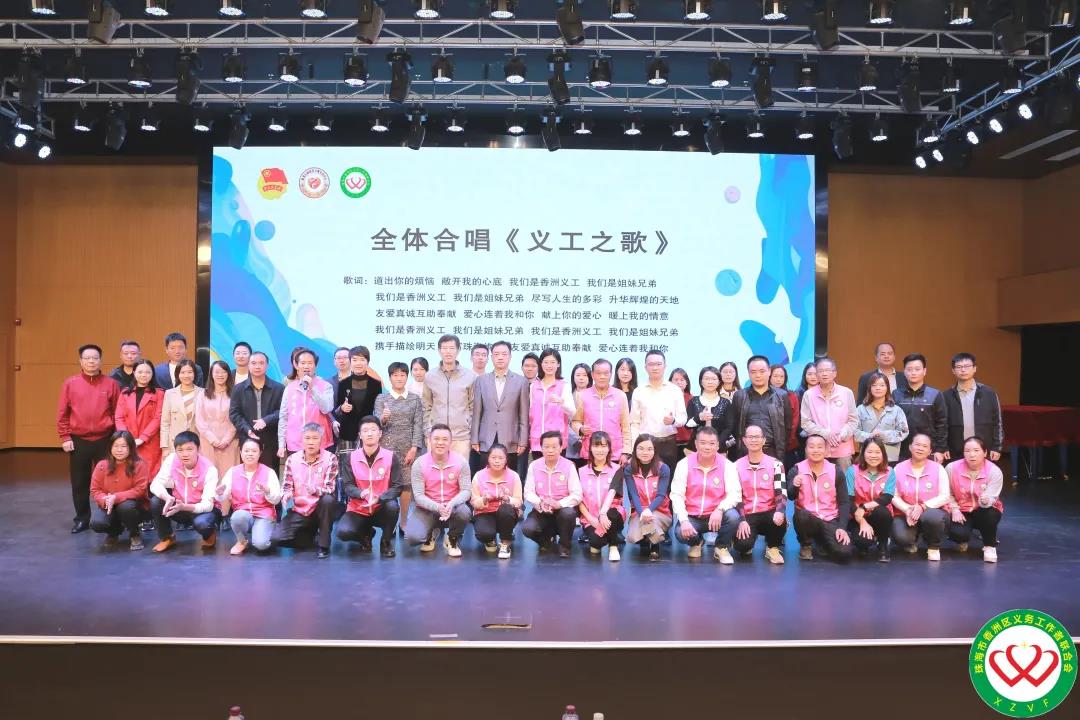 Lewin乐玩官网显示，“屏” 显爱心